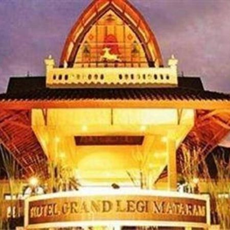 Grand Legi Hotel Mataram Eksteriør bilde