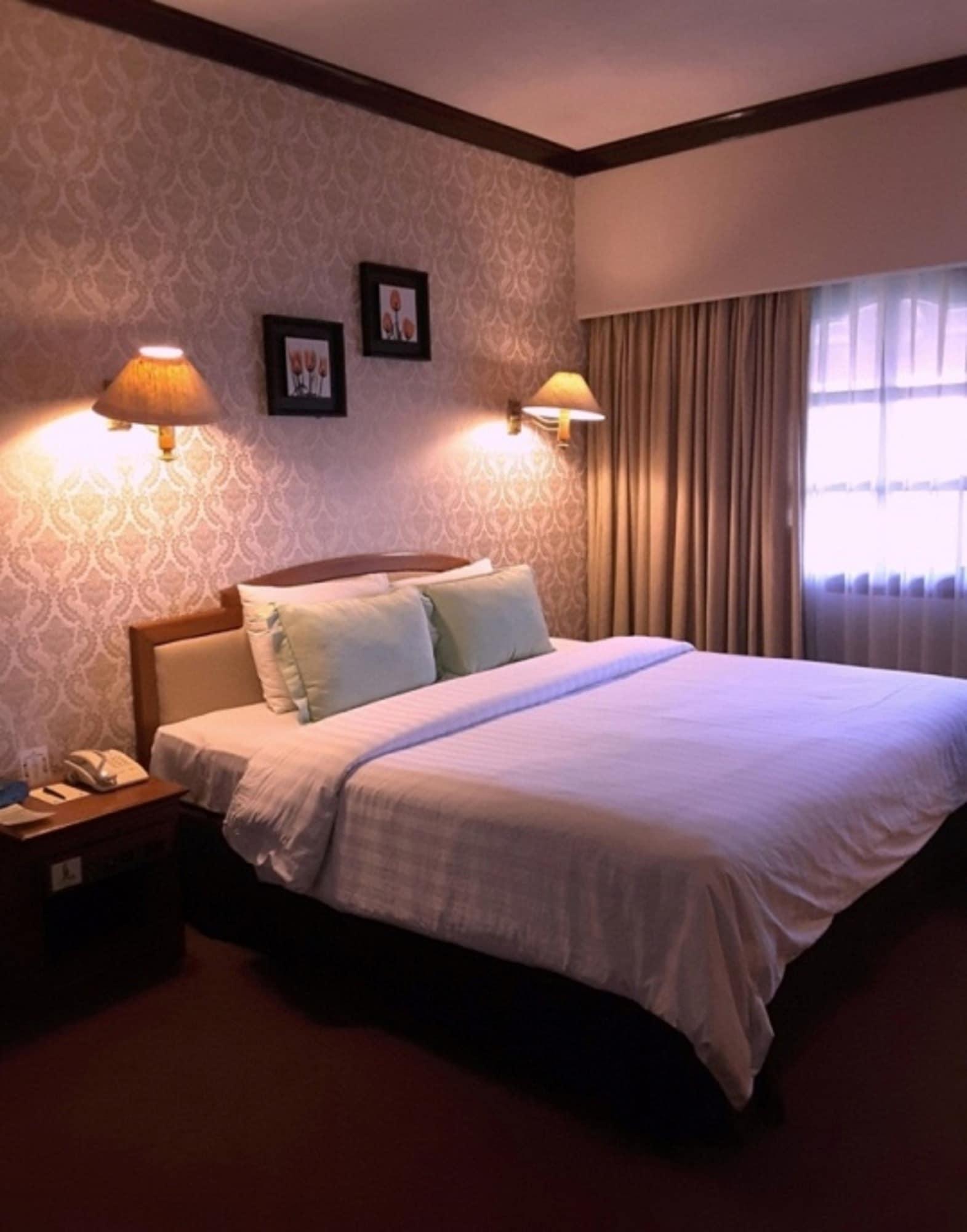 Grand Legi Hotel Mataram Eksteriør bilde