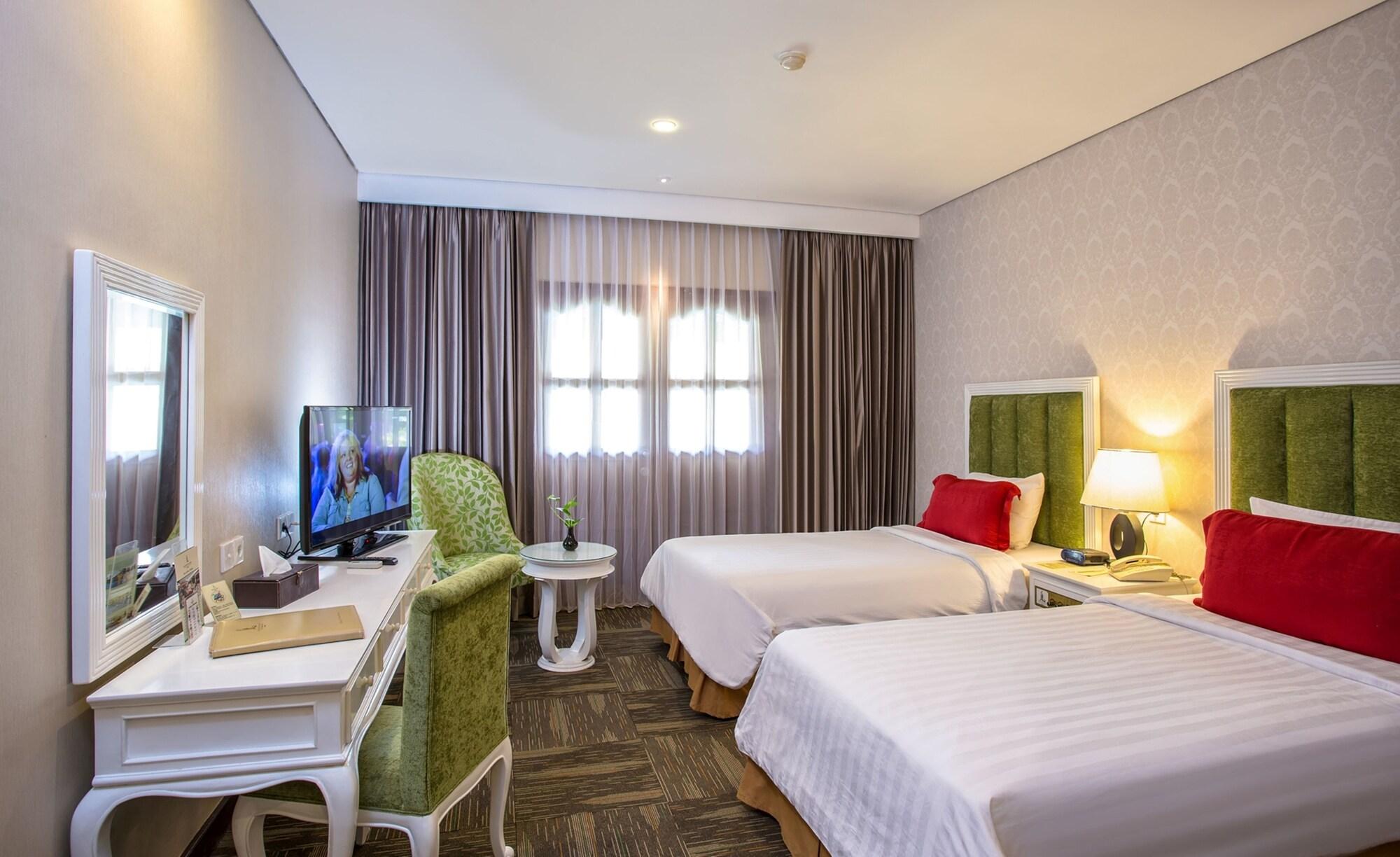 Grand Legi Hotel Mataram Eksteriør bilde