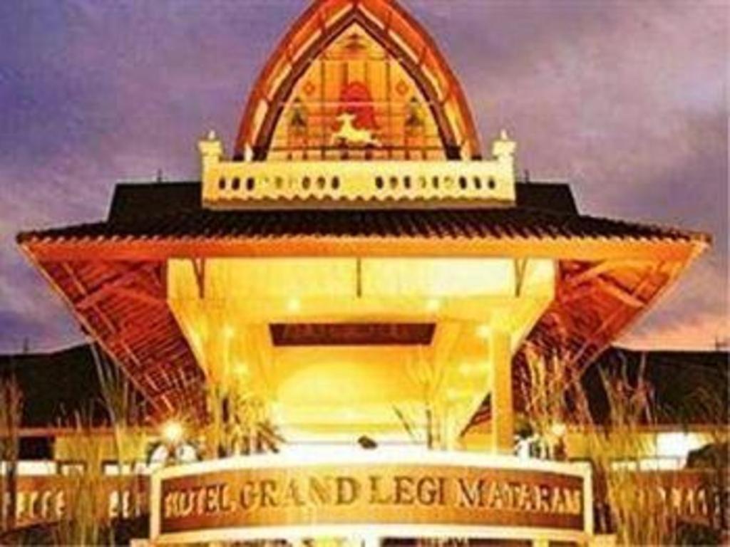 Grand Legi Hotel Mataram Eksteriør bilde